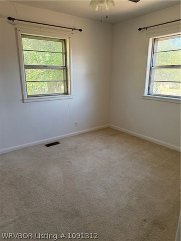 4418 Fern Avenue, Van Buren, AR 72956
