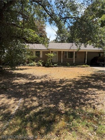 4418 Fern Avenue, Van Buren, AR 72956