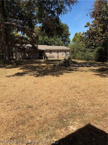 4418 Fern Avenue, Van Buren, AR 72956