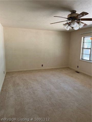 4418 Fern Avenue, Van Buren, AR 72956