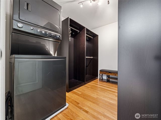 8424 East Side Drive NE, Tacoma, WA 98422