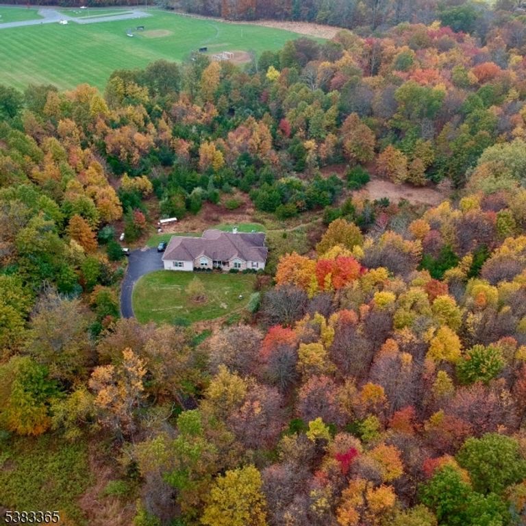 6 Alford Ln, Kingwood Twp., NJ 08825