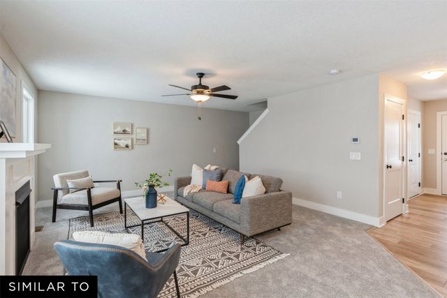 272 NE Wildflower Drive, Pleasant Hill, IA 50327