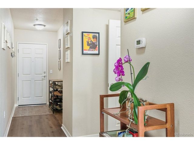 1623 Saint Paul St 402, Denver, CO 80206