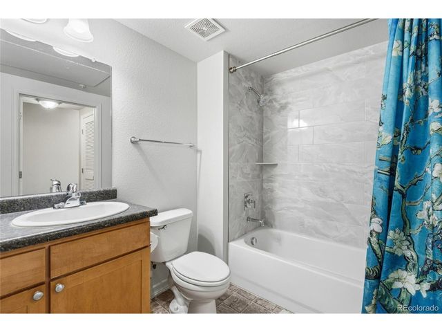 1623 Saint Paul St 402, Denver, CO 80206