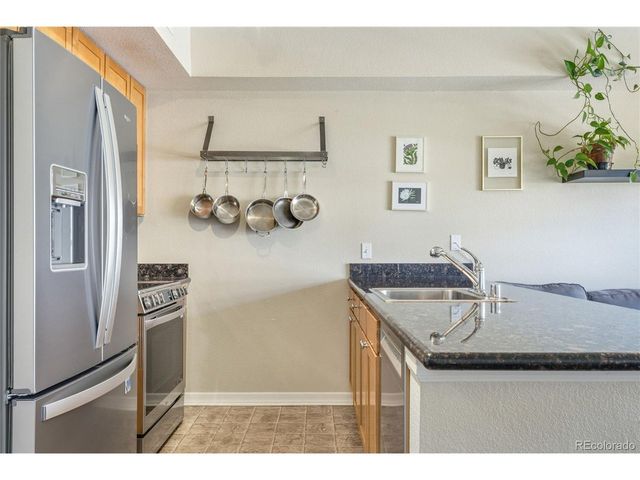 1623 Saint Paul St 402, Denver, CO 80206