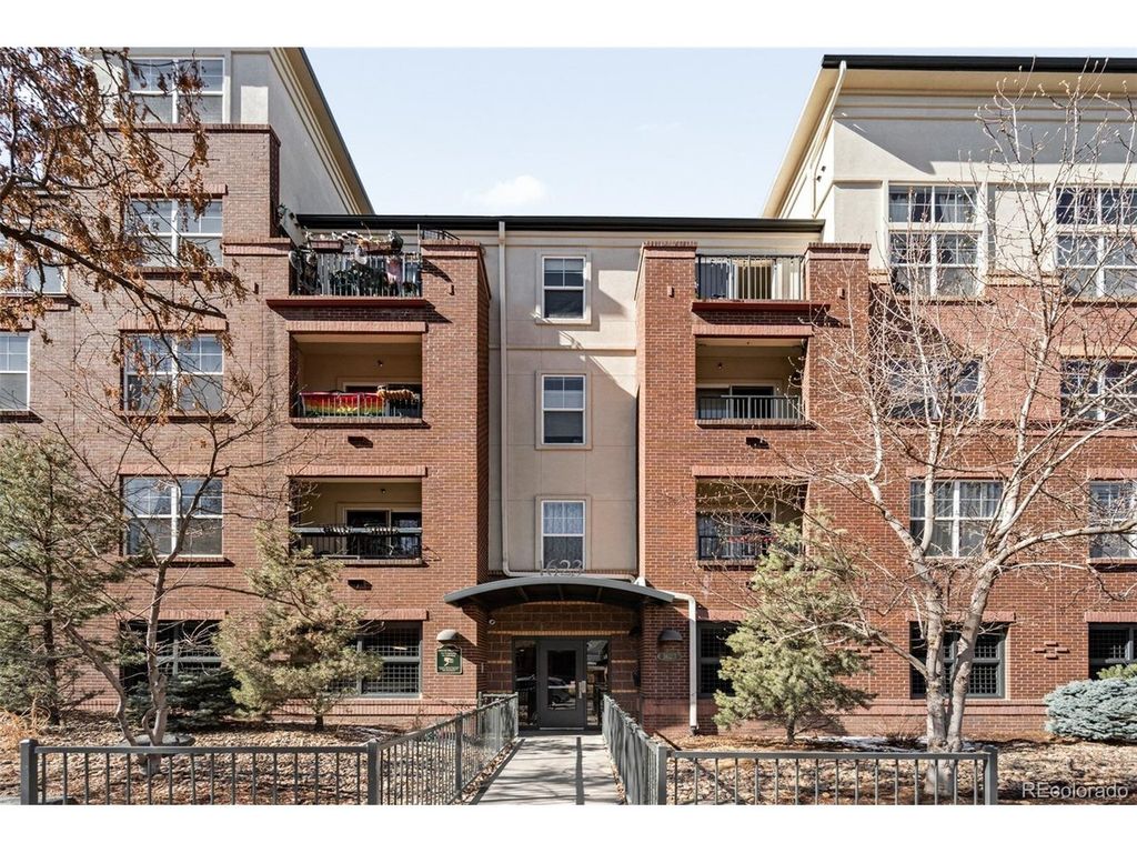 1623 Saint Paul St 402, Denver, CO 80206