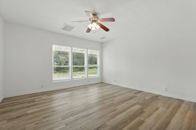 1812 W Eldorado Parkway, Little Elm, TX 75068