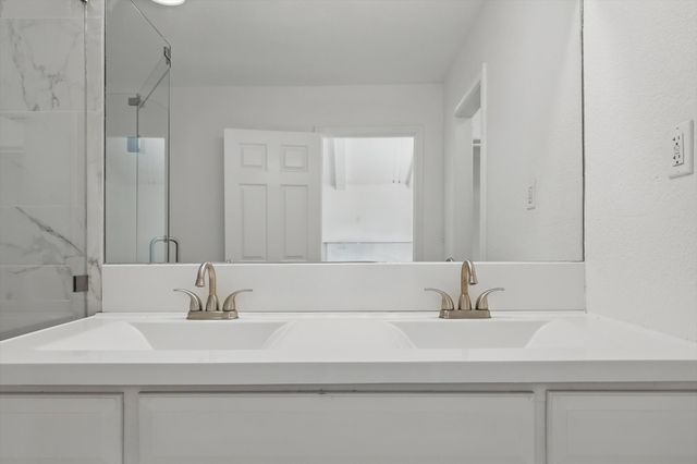 1812 W Eldorado Parkway, Little Elm, TX 75068
