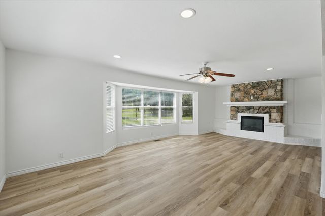 1812 W Eldorado Parkway, Little Elm, TX 75068
