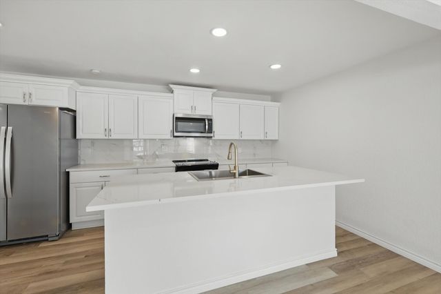 1812 W Eldorado Parkway, Little Elm, TX 75068