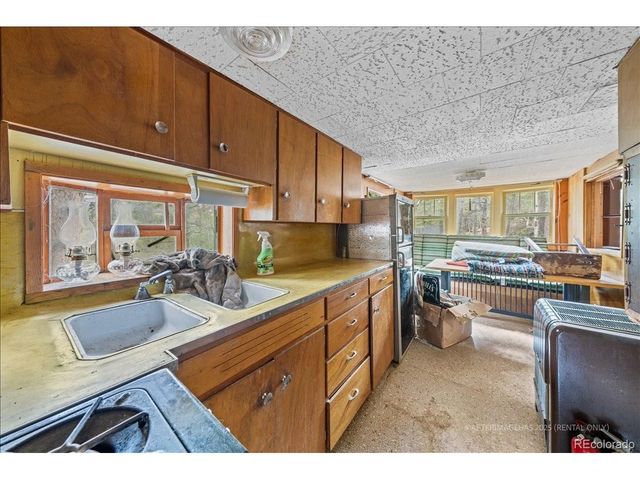 177 Sutherland Rd, Allenspark, CO 80510