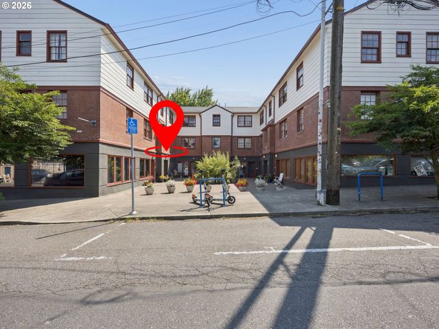 5400 Ne 30TH Ave 102, Portland, OR 97211