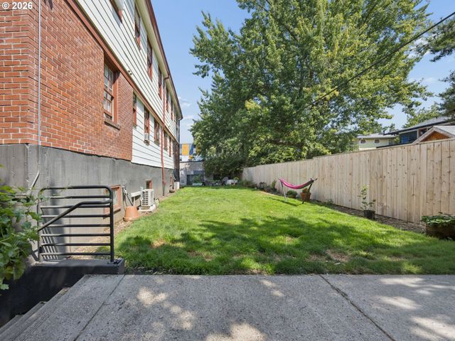 5400 Ne 30TH Ave 102, Portland, OR 97211