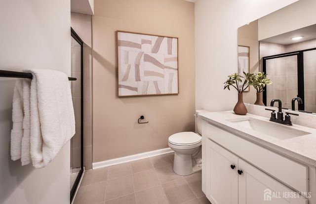915 E District Boulevard, East Brunswick, NJ 08901