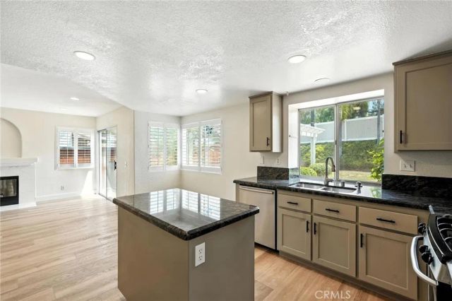 251 Royal Glen Drive, Fallbrook, CA 92028