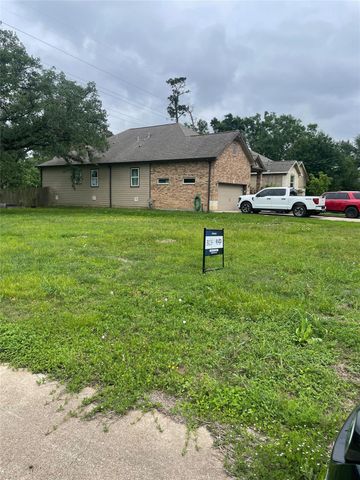 2815 Timber Drive, Dickinson, TX 77539