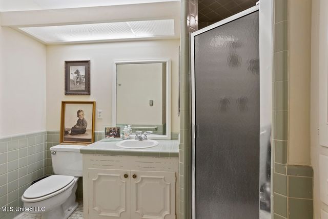 1431 Roxbury Place, Jackson, MS 39211