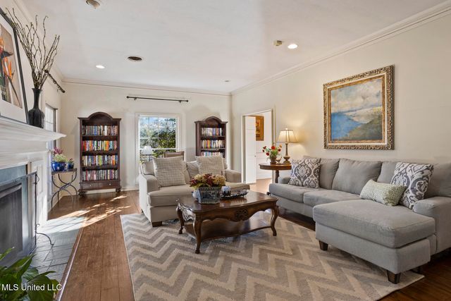 1431 Roxbury Place, Jackson, MS 39211