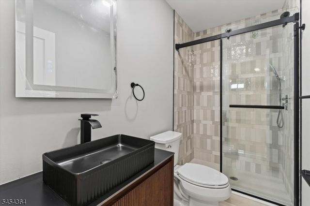 242 Saint Paul St, Westfield Town, NJ 07090