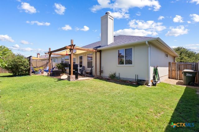 293 Donatello, Kyle, TX 78640