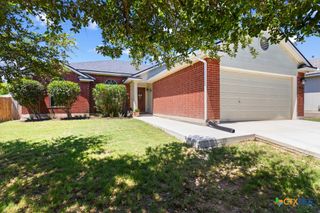 293 Donatello, Kyle, TX 78640