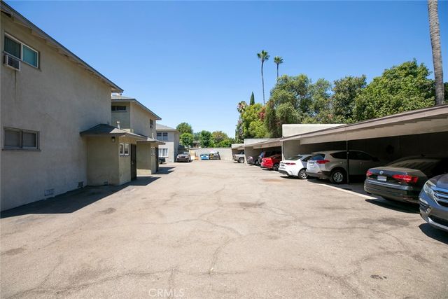 15445 Vanowen Street, Van Nuys, CA 91406