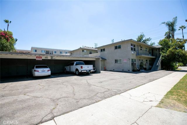 15445 Vanowen Street, Van Nuys, CA 91406