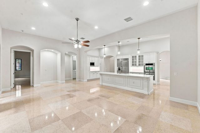 8166 Emerald Avenue, Parkland, FL 33076