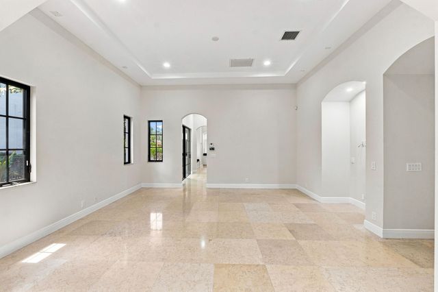 8166 Emerald Avenue, Parkland, FL 33076
