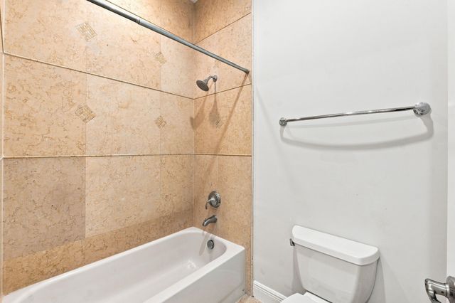 8166 Emerald Avenue, Parkland, FL 33076