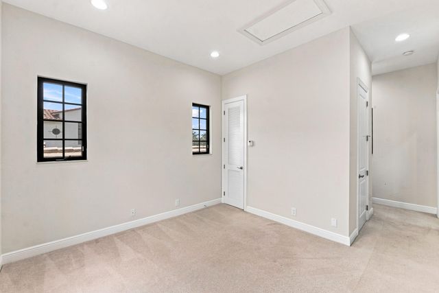 8166 Emerald Avenue, Parkland, FL 33076