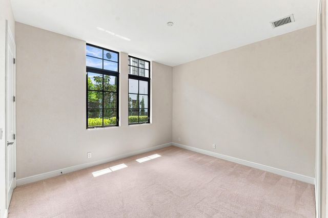 8166 Emerald Avenue, Parkland, FL 33076