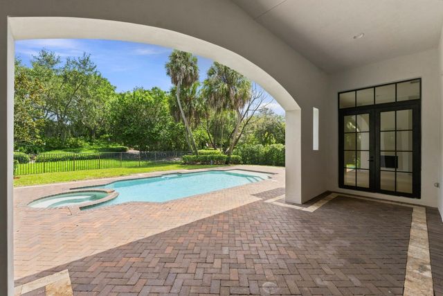 8166 Emerald Avenue, Parkland, FL 33076