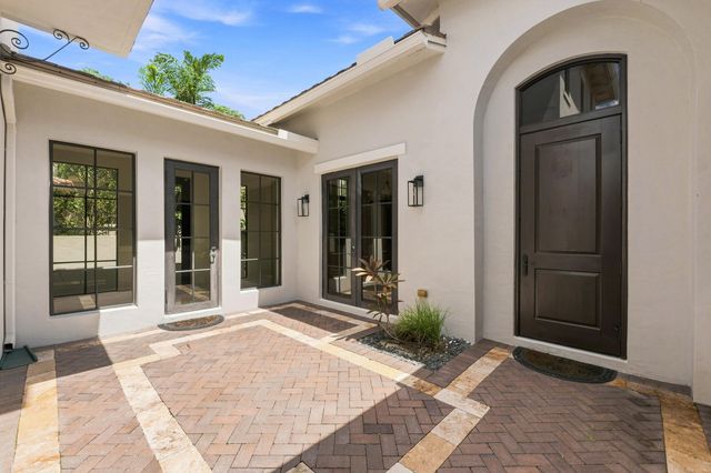 8166 Emerald Avenue, Parkland, FL 33076