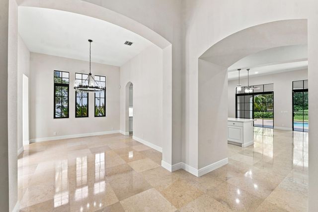 8166 Emerald Avenue, Parkland, FL 33076