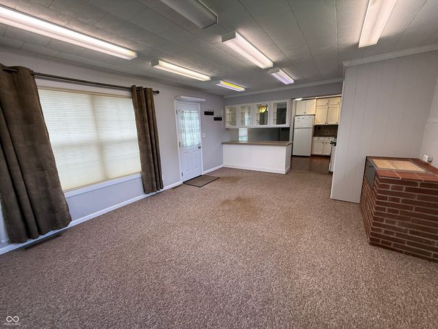 1109 HOY Avenue, Lebanon, IN 46052
