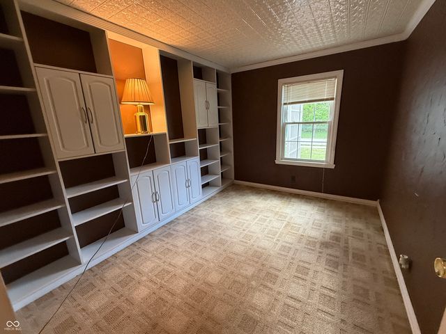 1109 HOY Avenue, Lebanon, IN 46052