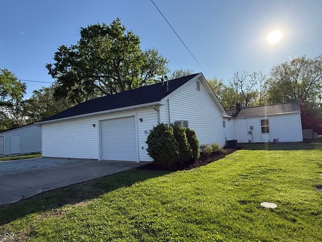 1109 HOY Avenue, Lebanon, IN 46052