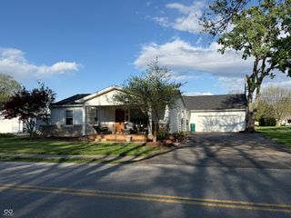 1109 HOY Avenue, Lebanon, IN 46052