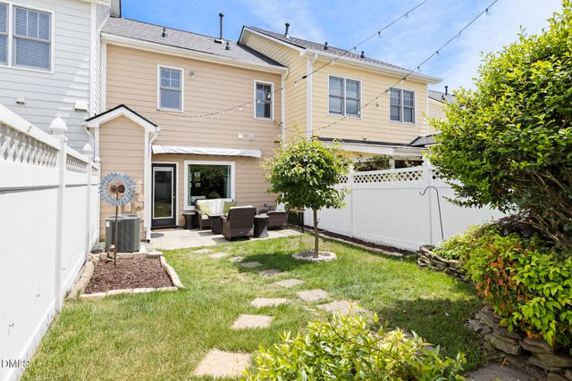 11041 David Stone Drive, Chapel Hill, NC 27517