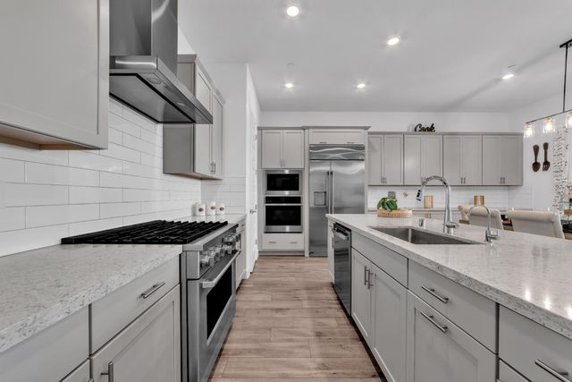 3281 Garden Terrace Dr, Folsom, CA 95630