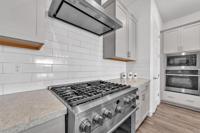 3281 Garden Terrace Dr, Folsom, CA 95630