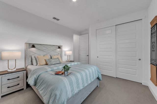 3281 Garden Terrace Dr, Folsom, CA 95630