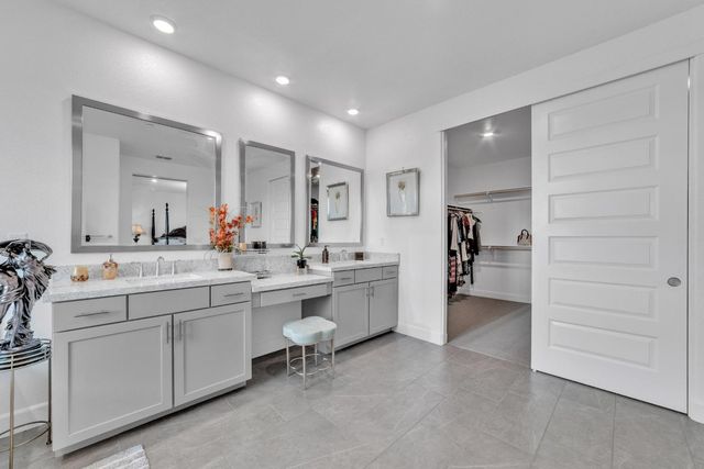 3281 Garden Terrace Dr, Folsom, CA 95630