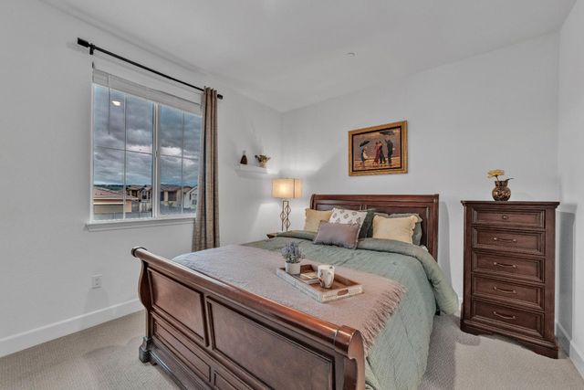 3281 Garden Terrace Dr, Folsom, CA 95630