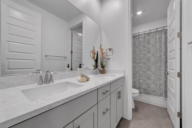 3281 Garden Terrace Dr, Folsom, CA 95630