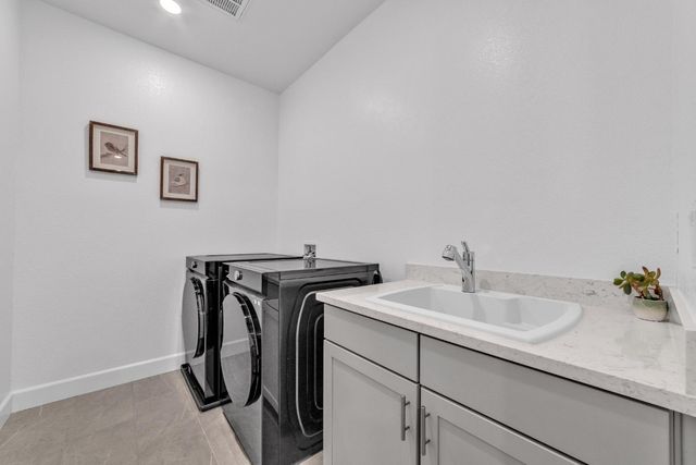 3281 Garden Terrace Dr, Folsom, CA 95630