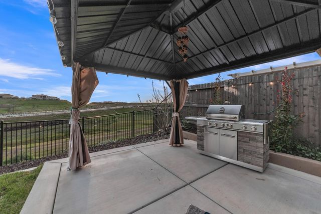 3281 Garden Terrace Dr, Folsom, CA 95630