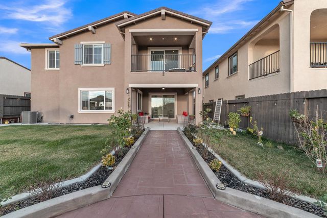 3281 Garden Terrace Dr, Folsom, CA 95630